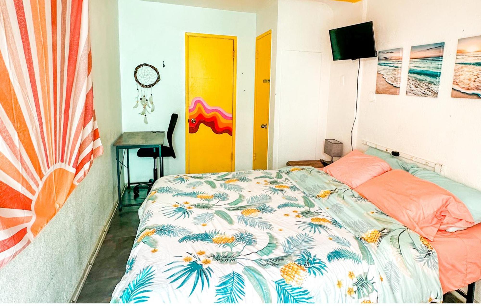 Ith Beach Bungalow Surf Hostel San Diego (Adults Only) מראה חיצוני תמונה